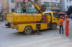 抓斗垃圾车